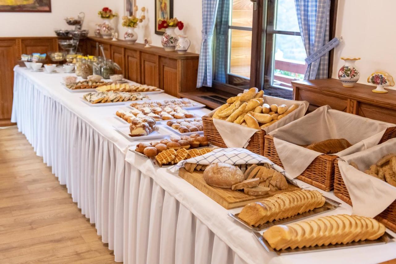 בילה Wellness Hotel Ondrasuv Dvur מראה חיצוני תמונה